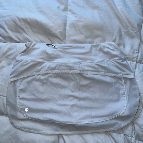 EUC Lululemon Hotty Hot Skort Size 6 - Picture 6 of 10
